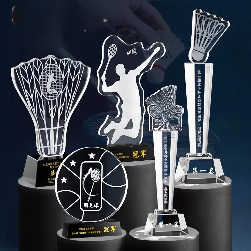 كأس رياضي مخصص من المعدن والرا - مراجعة Badminton Europe وسعره